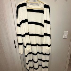 Black and white long Cardigan